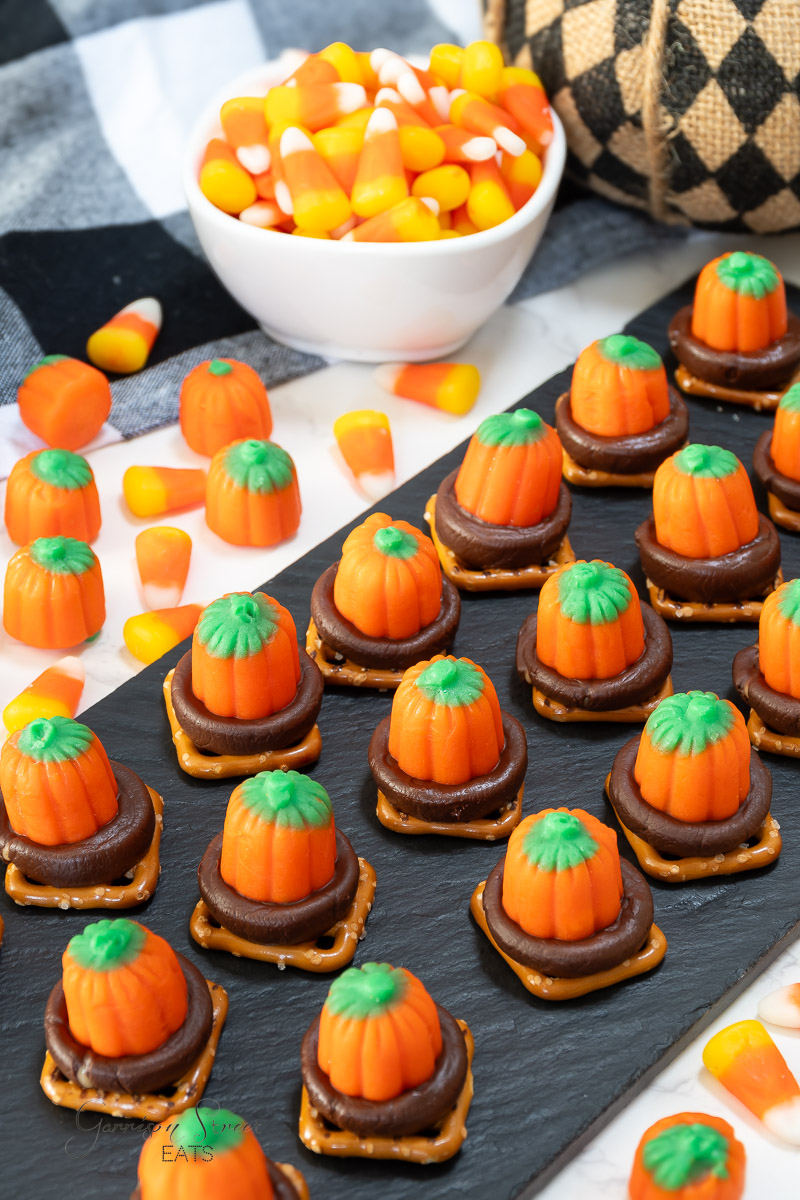 Easy-Rolo-Halloween-Pumpkin-